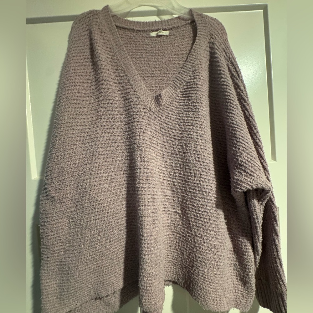 Purple v neck sweater